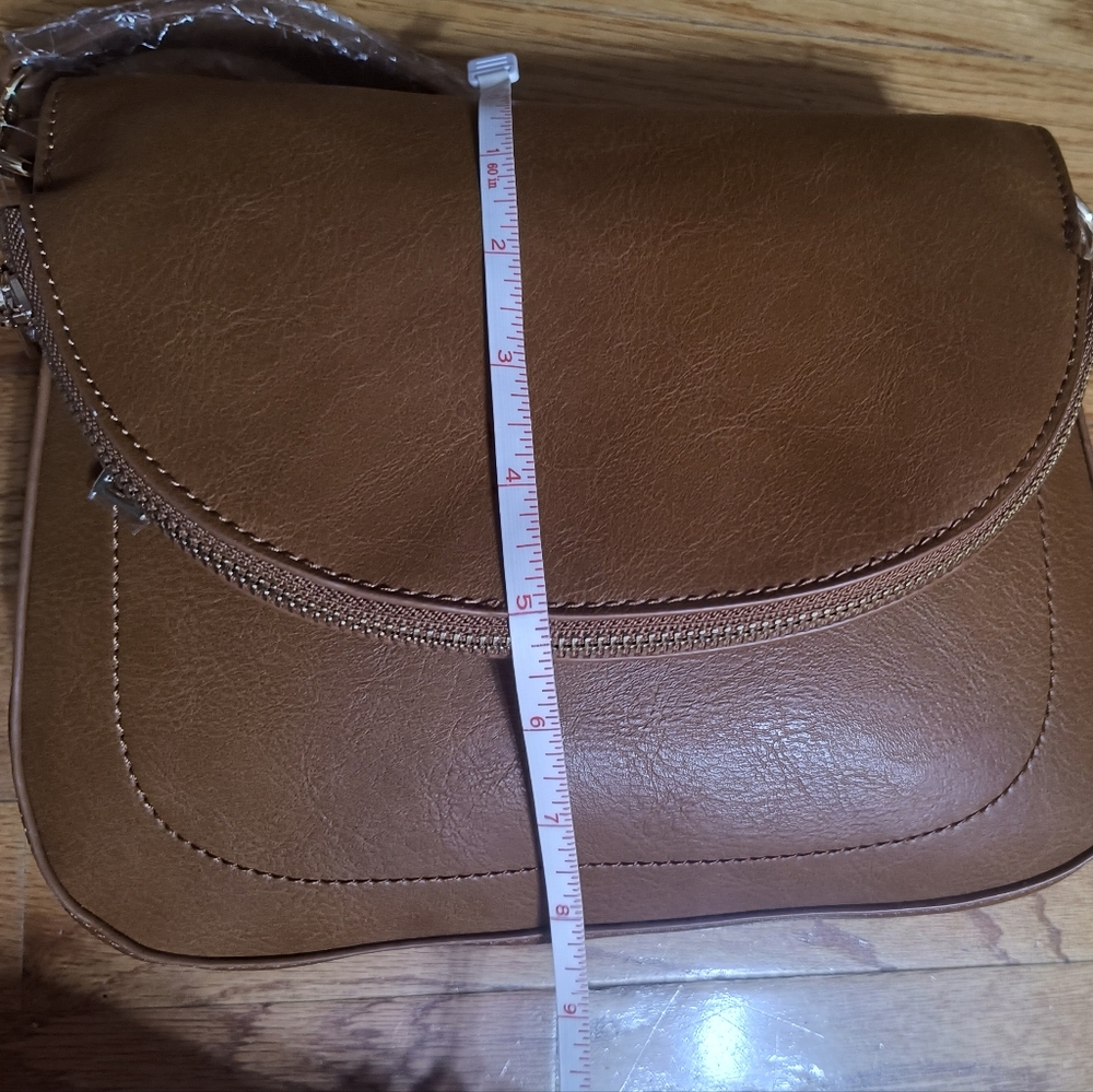NWT Urban Expressions purse 10"X9"X2.5" Leatherlike Material - Picture 12 of 13